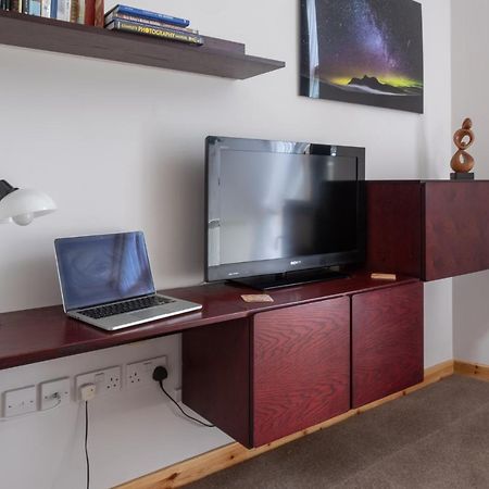 Contemporary One Bedroom Apartment Close To All Amenities In Conservation Area Tain Luaran gambar