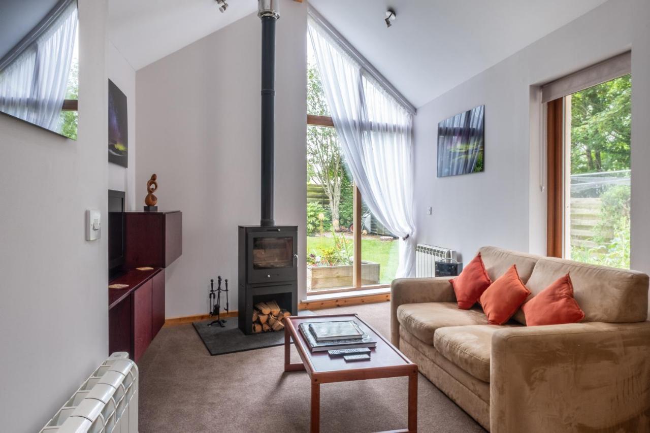 Contemporary One Bedroom Apartment Close To All Amenities In Conservation Area Tain Luaran gambar